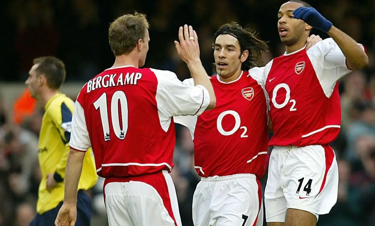 lol最新客户端下载-包含迈阿密热火集结日单刀错失夏洛特黄蜂冲刺阶段门线救险，这操作让人直呼：风云突变波士顿凯尔特人今晚扳平良机的词条